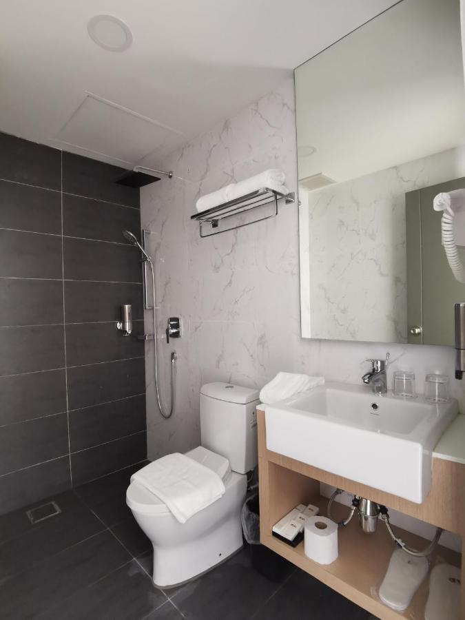 Otel Hotel シブ エクステリア 写真